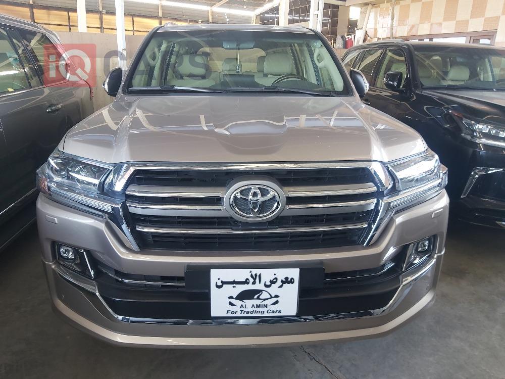تويوتا لاندكروزر